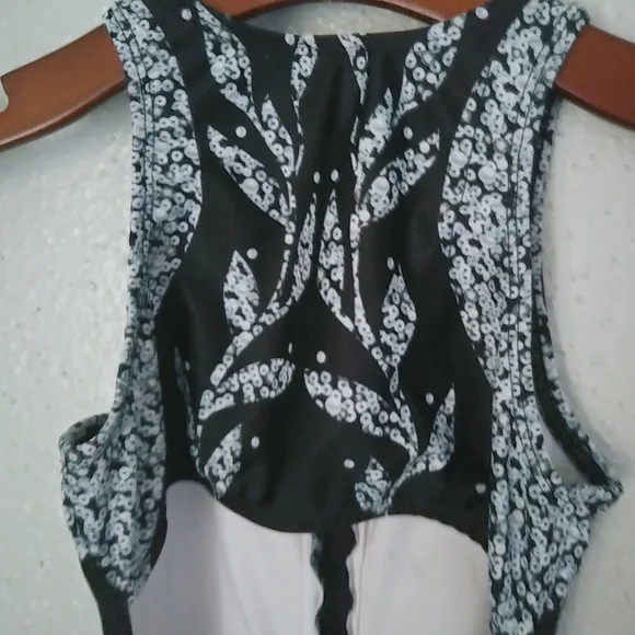 Alexandra 12 Girls Zipper Front Silver Leaf One Piece Dance Suit Costume Kids